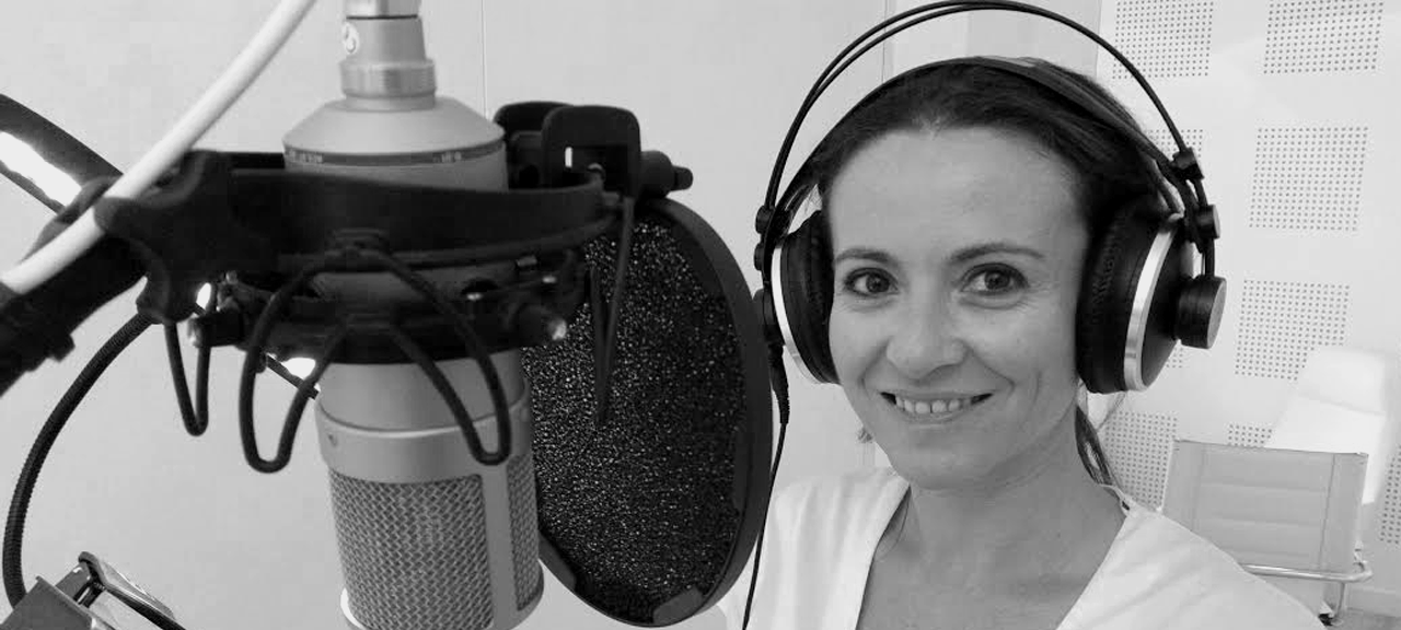 Liliana Voice Over - Studio